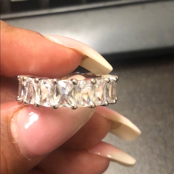 Silver ring - Picture 3 of 3